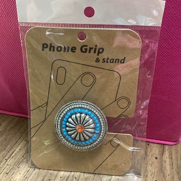 New Concho Phone Grip/Stand - Picture 3 of 8